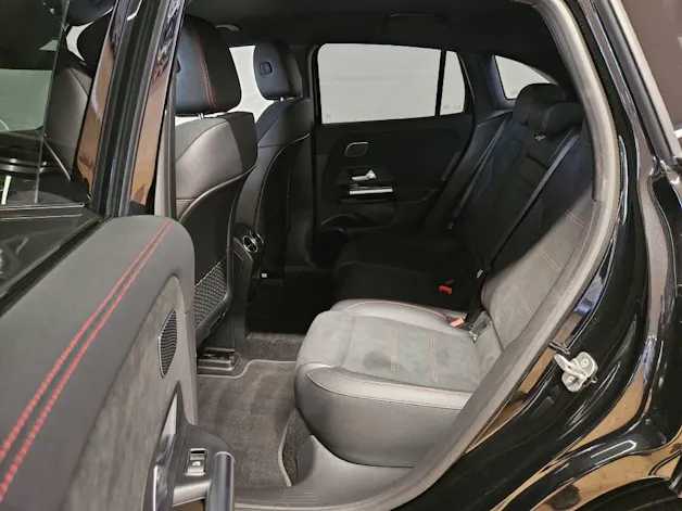 Mercedes-Benz EQA 350 4Matic AMG Line Swiss Star