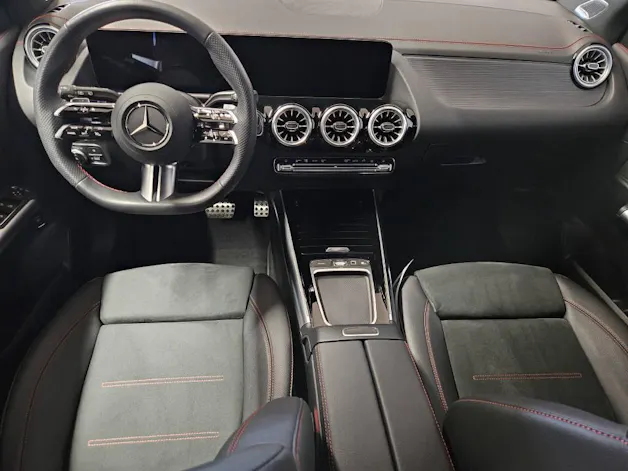 Mercedes-Benz EQA 350 4Matic AMG Line Swiss Star