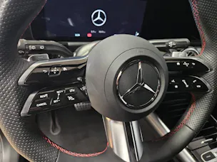 Mercedes-Benz EQA 350 4Matic AMG Line Swiss Star