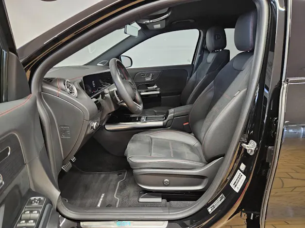 Mercedes-Benz EQA 350 4Matic AMG Line Swiss Star