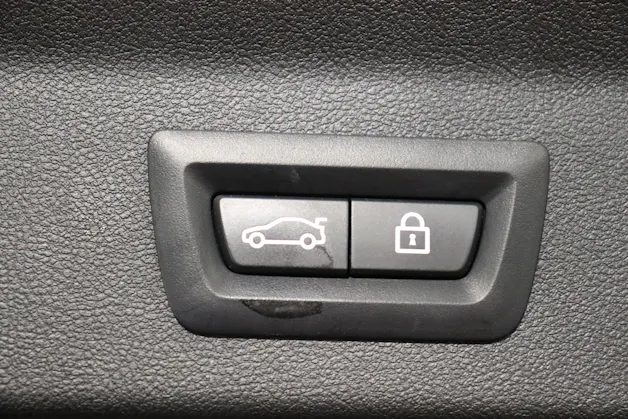 BMW X3 30e xDrive SAG