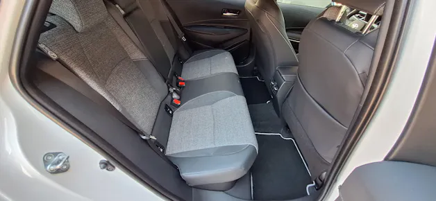 Toyota Corolla Touring Sports 2.0 HSD Swiss Edition