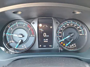 Toyota Hilux Double Cab.-Pick-up 2.8 D-4D MHEV 204 Invincible