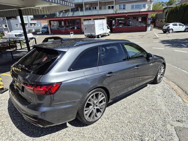 Audi A4 Avant 2.0 40 TDI S Line quattro S-Tronic Competition