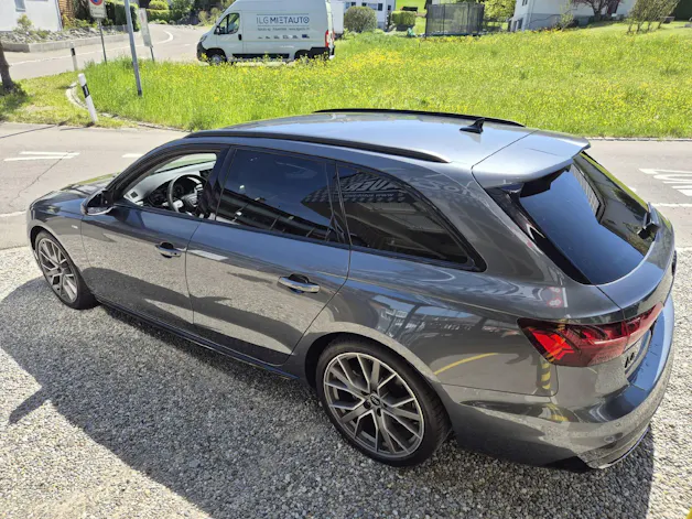 Audi A4 Avant 2.0 40 TDI S Line quattro S-Tronic Competition