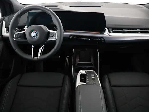 BMW 230e xDrive paddles Active Tourer