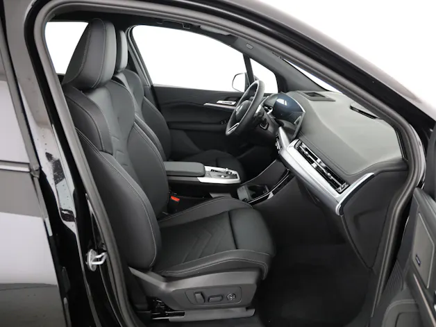 BMW 230e xDrive paddles Active Tourer