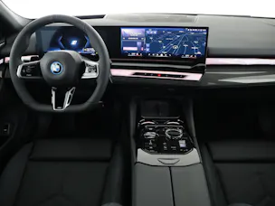 BMW i5 xDrive40 Touring