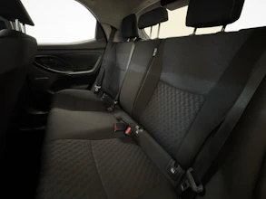 https://vehicle.imgix.net/4287352/d0e0c0ec-8727-4e84-a476-d633af6caa2c.jpg