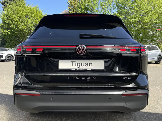 VW Tiguan 1.5 TSI UNITED Life DSG*AHK*IQ. Light*Keyless*