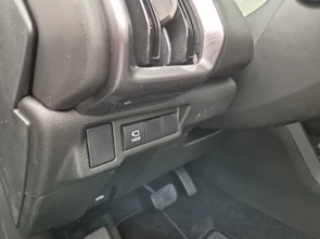 Fahrzeugbild SUZUKI e Vitara Sakura Top 4x4 - Sakura Sonderedition