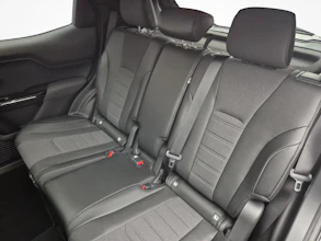 https://vehicle.imgix.net/4287366/fb962305-2bd6-4042-8a69-8ae0207eaaf9.jpg