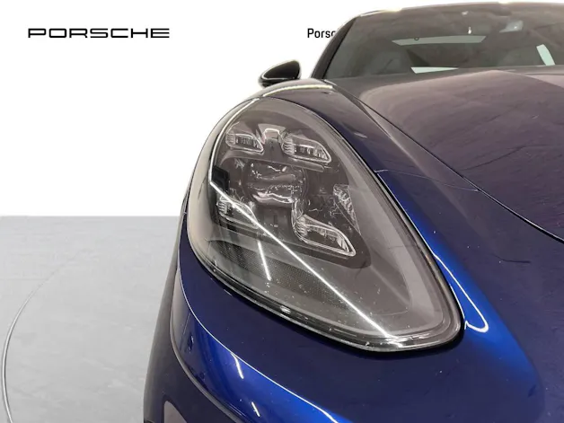 Porsche Panamera GTS Sport Turismo
