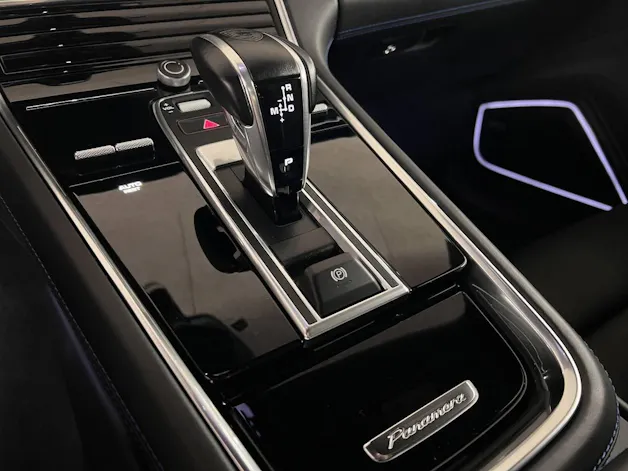 Porsche Panamera GTS Sport Turismo