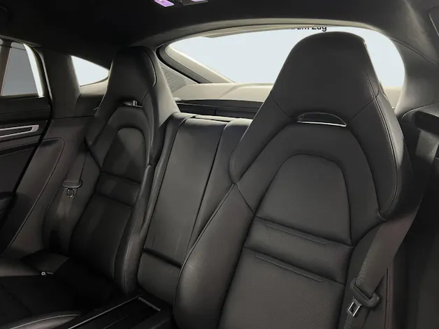 Porsche Panamera GTS