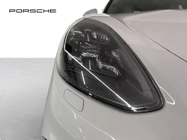 Porsche Panamera GTS