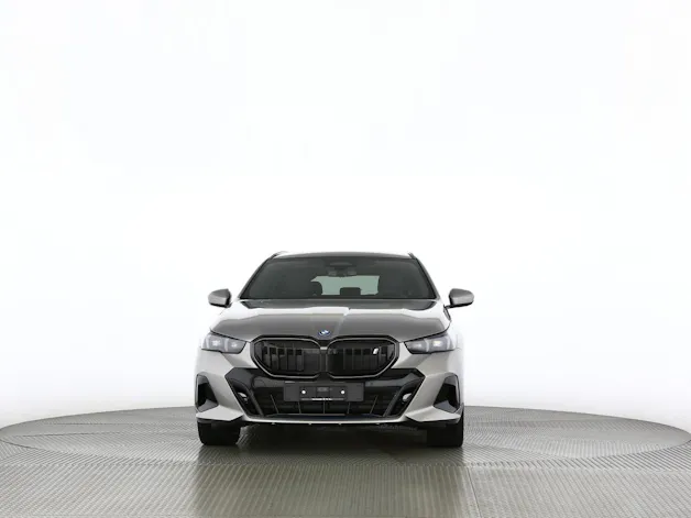 BMW i5 xDrive40 Touring