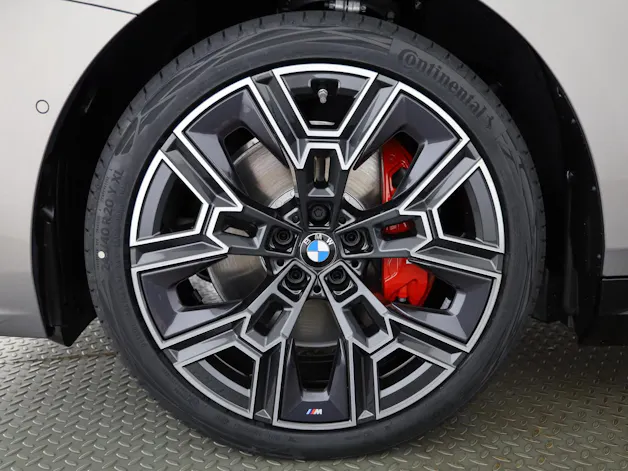 BMW i5 xDrive40 Touring