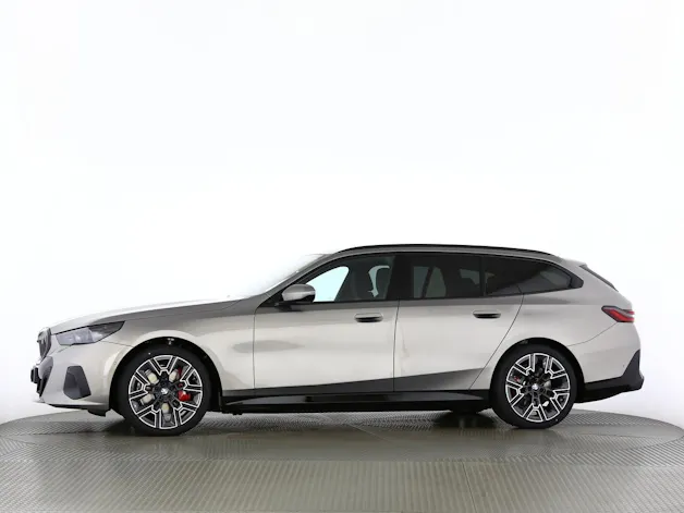 BMW i5 xDrive40 Touring