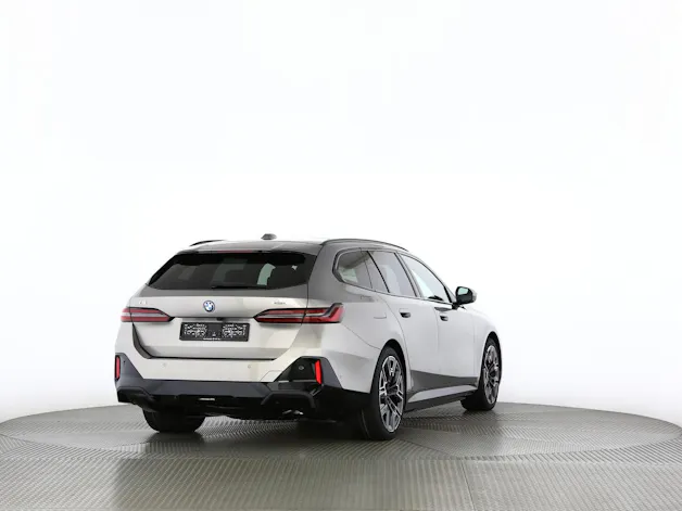 BMW i5 xDrive40 Touring