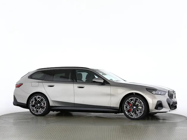 BMW i5 xDrive40 Touring