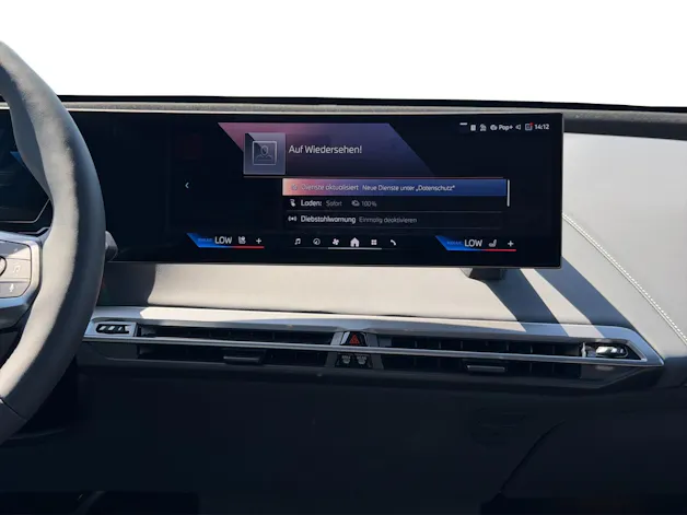 BMW iX xDrive60