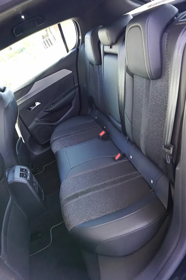 Peugeot 308 1.2 Hybrid GT