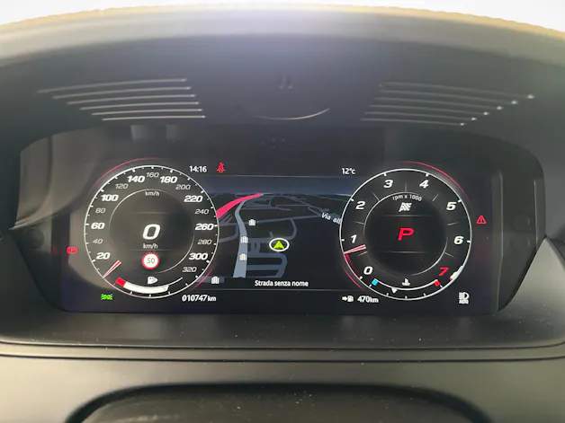 Jaguar F-Type Coupé 5.0 V8 R AWD - Ruote invernali incluse