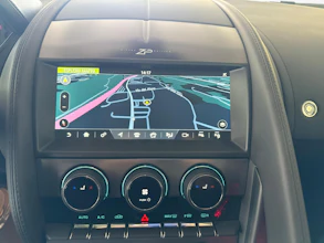 https://vehicle.imgix.net/4287570/f6f64308-49f4-433e-90f6-eb7c40fde5fc.jpg