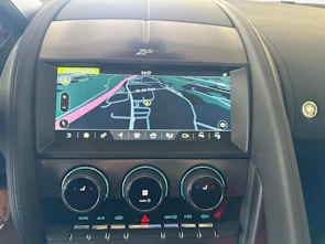 immagine del veicolo JAGUAR F-Type Coupé 5.0 V8 R AWD - Ruote invernali incluse