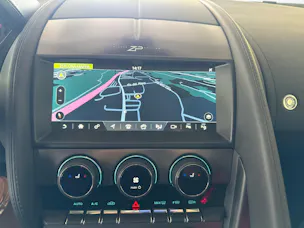 Jaguar F-Type Coupé 5.0 V8 R AWD - Ruote invernali incluse