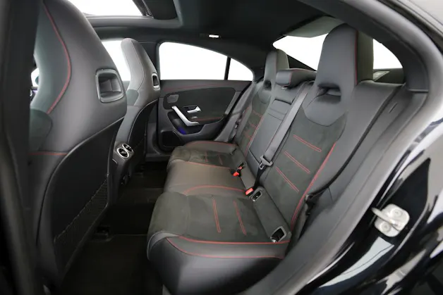 Mercedes-Benz CLA 250 AMG Line 4matic