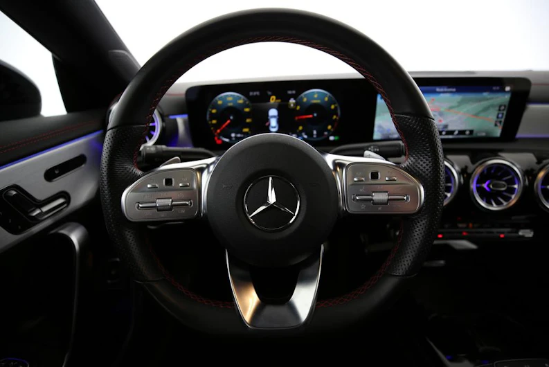 Fahrzeugbild MERCEDES-BENZ CLA 250