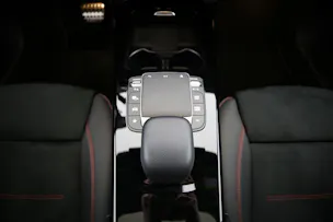 Mercedes-Benz CLA 250 AMG Line 4matic