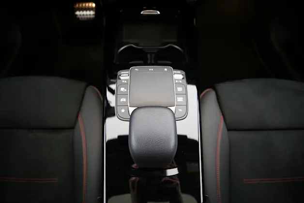 Mercedes-Benz CLA 250 AMG Line 4matic