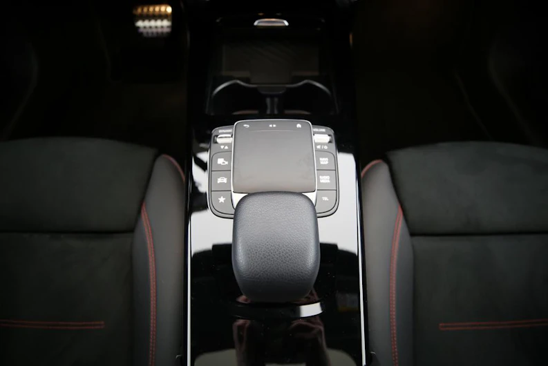 Fahrzeugbild MERCEDES-BENZ CLA 250