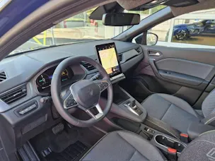 Renault Captur 1.8 E-Tech techno