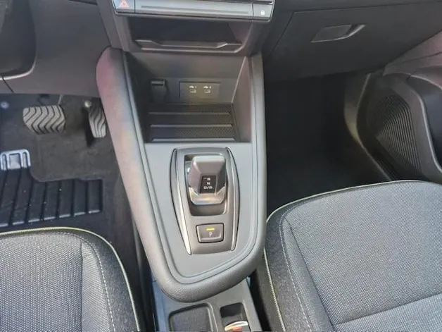 Renault Captur 1.8 E-Tech techno