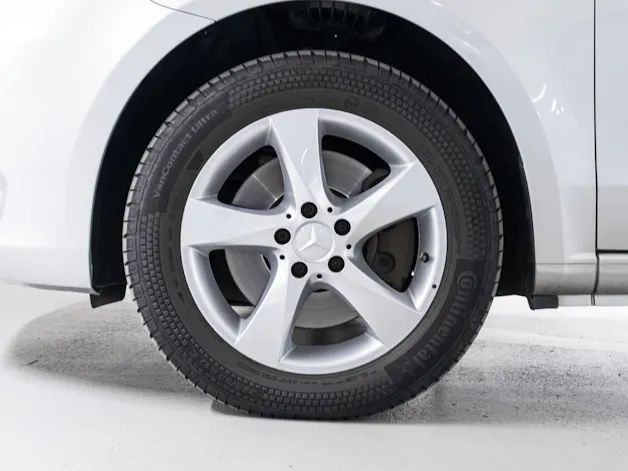 Mercedes-Benz Vito 116 BlueTEC 4x4 Tourer SELECT Kompakt