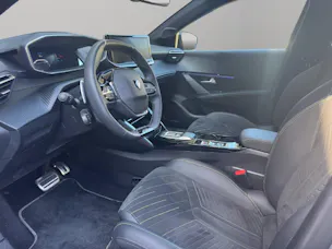 Peugeot 208 1.2 Hybrid 145 GT