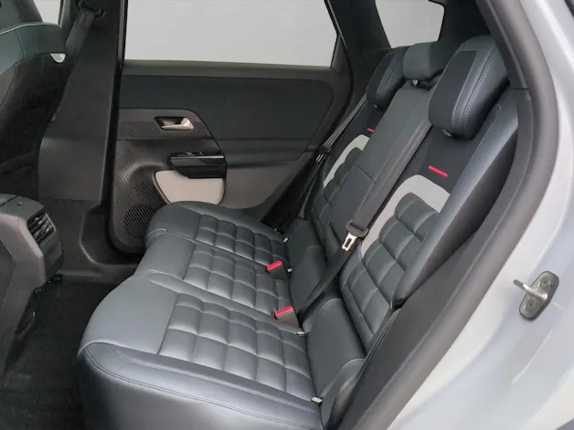 Citroën C5 Aircross 1.2 Hybrid Max Automat / Panorama-Glasschiebedach elektrisch / Grip Control / Eintauschprämie Juni 1'500.-