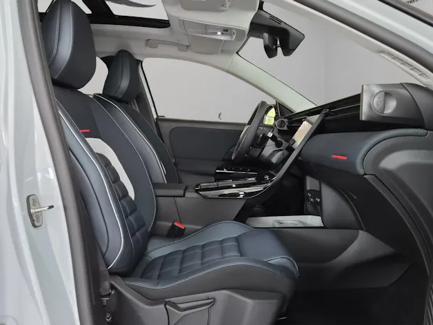 Citroën C5 Aircross 1.2 Hybrid Max Automat / Panorama-Glasschiebedach elektrisch / Grip Control / Eintauschprämie Juni 1'500.-