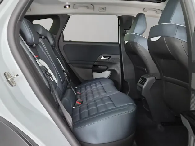 Citroën C5 Aircross 1.2 Hybrid Max Automat / Panorama-Glasschiebedach elektrisch / Grip Control / Eintauschprämie Juni 1'500.-