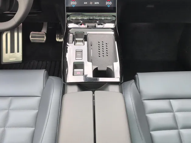 Citroën C5 Aircross 1.2 Hybrid Max Automat / Panorama-Glasschiebedach elektrisch / Grip Control / Eintauschprämie Juni 1'500.-