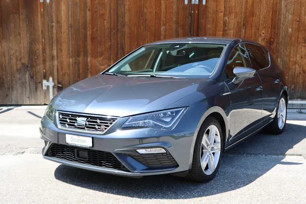 SEAT Leon 2.0 TSI FR DSG