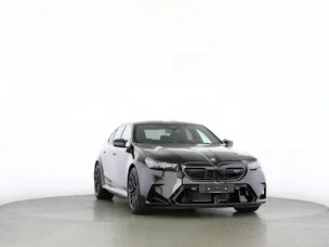 BMW M5 xDrive