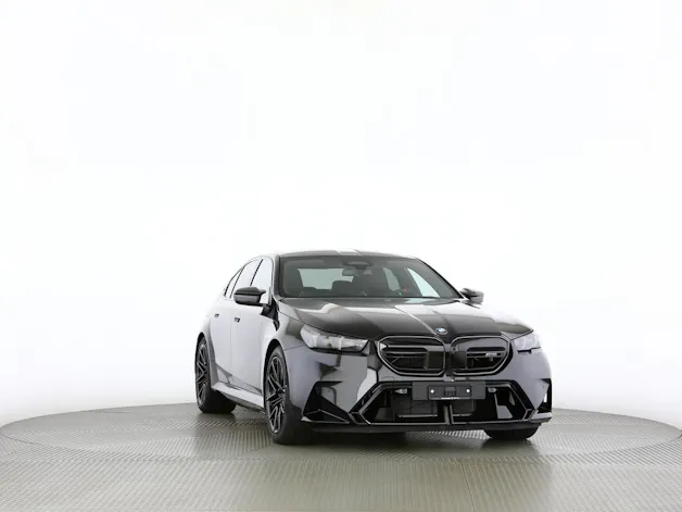 BMW M5 xDrive