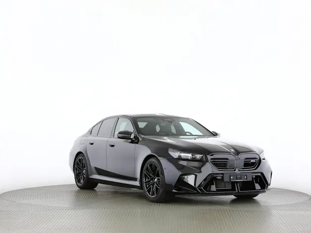 BMW M5 xDrive