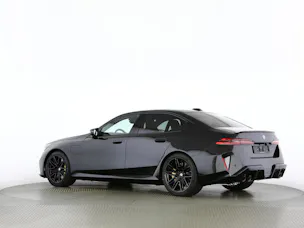 BMW M5 xDrive