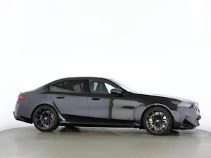 BMW M5 xDrive